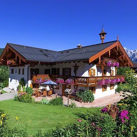 Hinterkeilhof Farm stay *